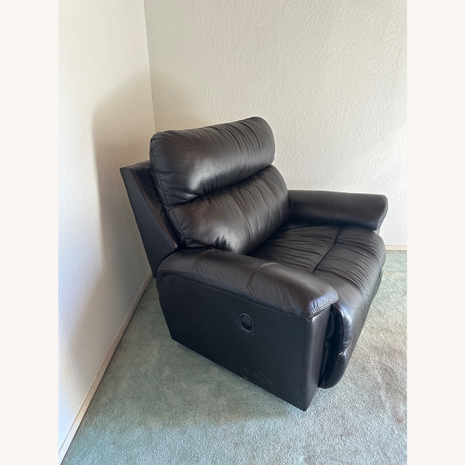 Lazy-boy Oversized Leather Recliner - image-3