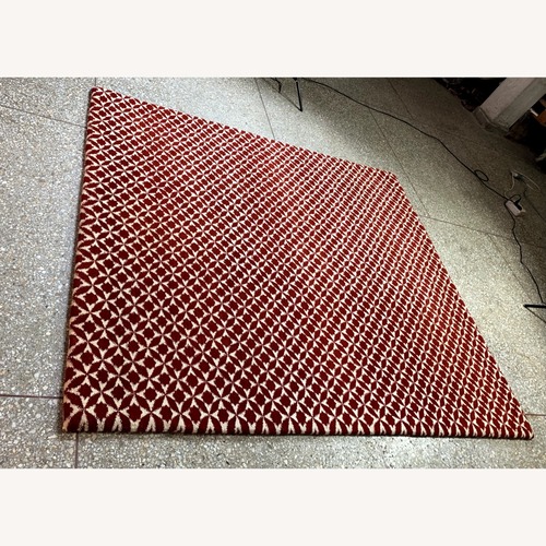 Used Royal Knotted Carpet 100% Naturally Dyed Wool for sale on AptDeco