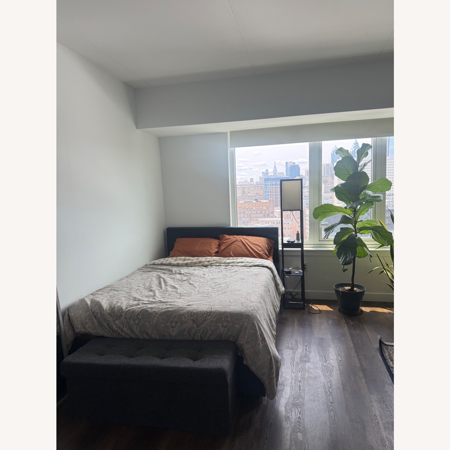 Comfortable Queen Bed With Bed Frame - image-2