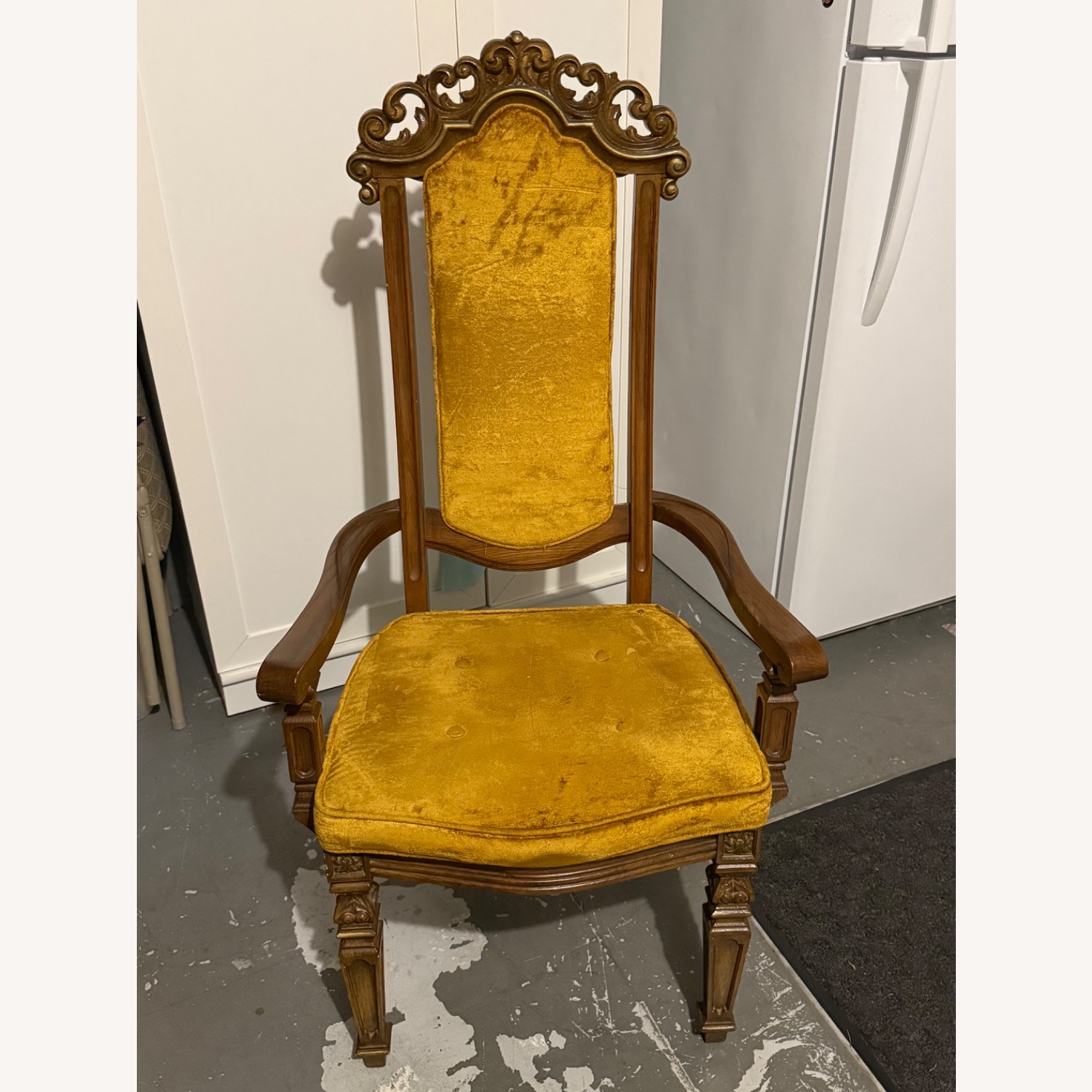 Antique Dining Room Table & Chairs - image-5