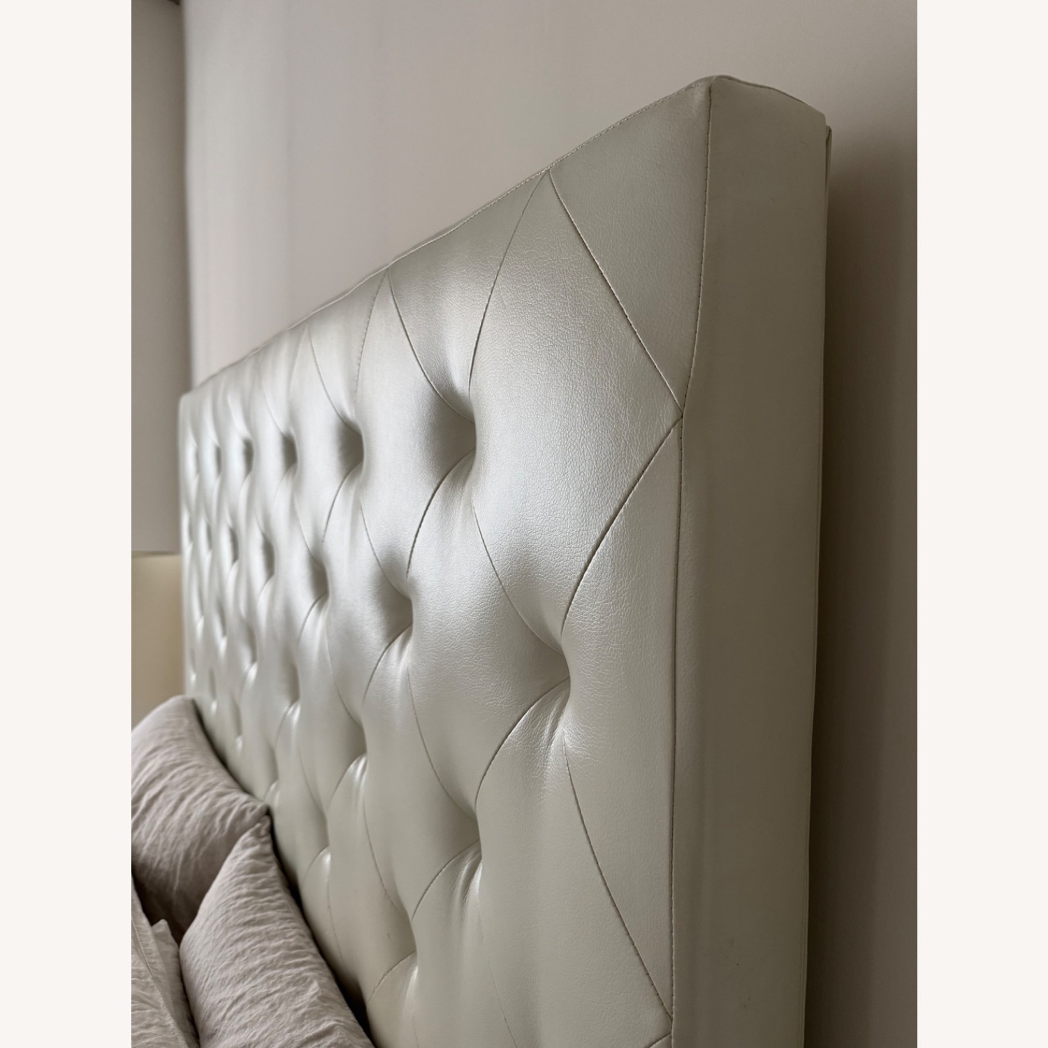 Modani White Leather Queen Bed Frame - image-3