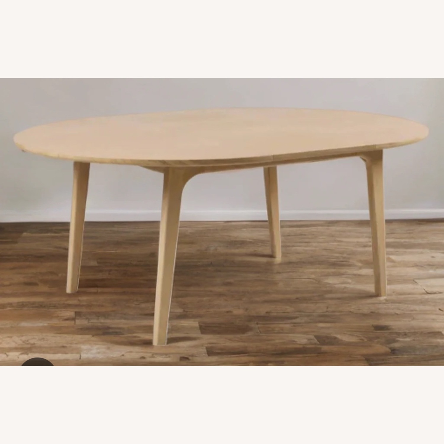 Article Plumas Extendable Dining Table - image-6