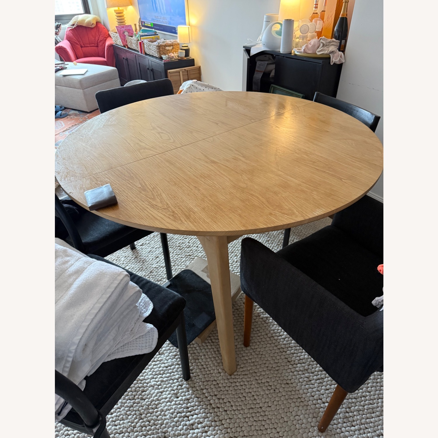 Article Plumas Extendable Dining Table - image-4