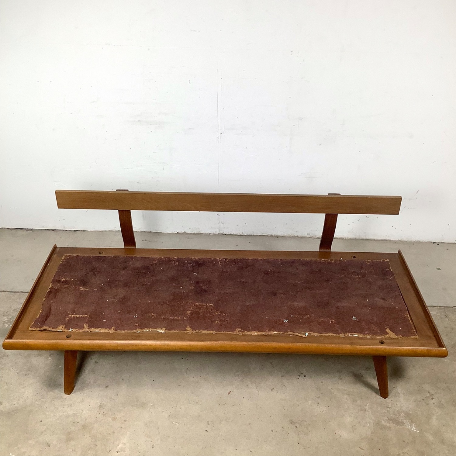 Mid-Century Sofa or Daybed - image-11