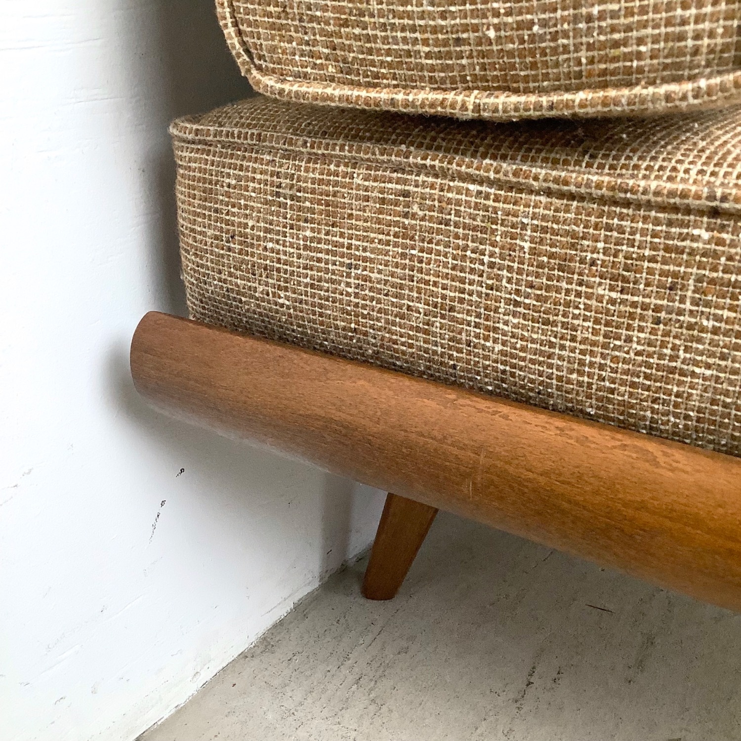 Mid-Century Sofa or Daybed - image-14