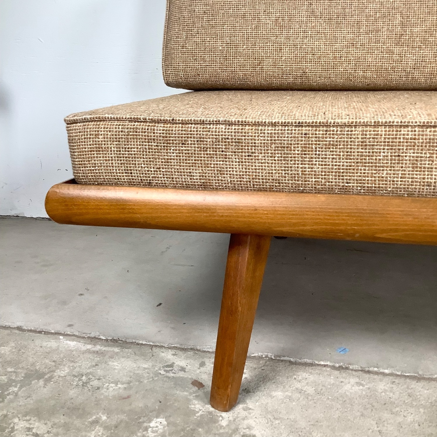 Mid-Century Sofa or Daybed - image-5