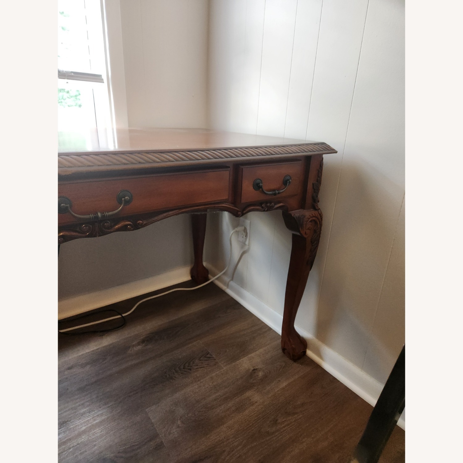 Havertys Desk with Lamp - image-3