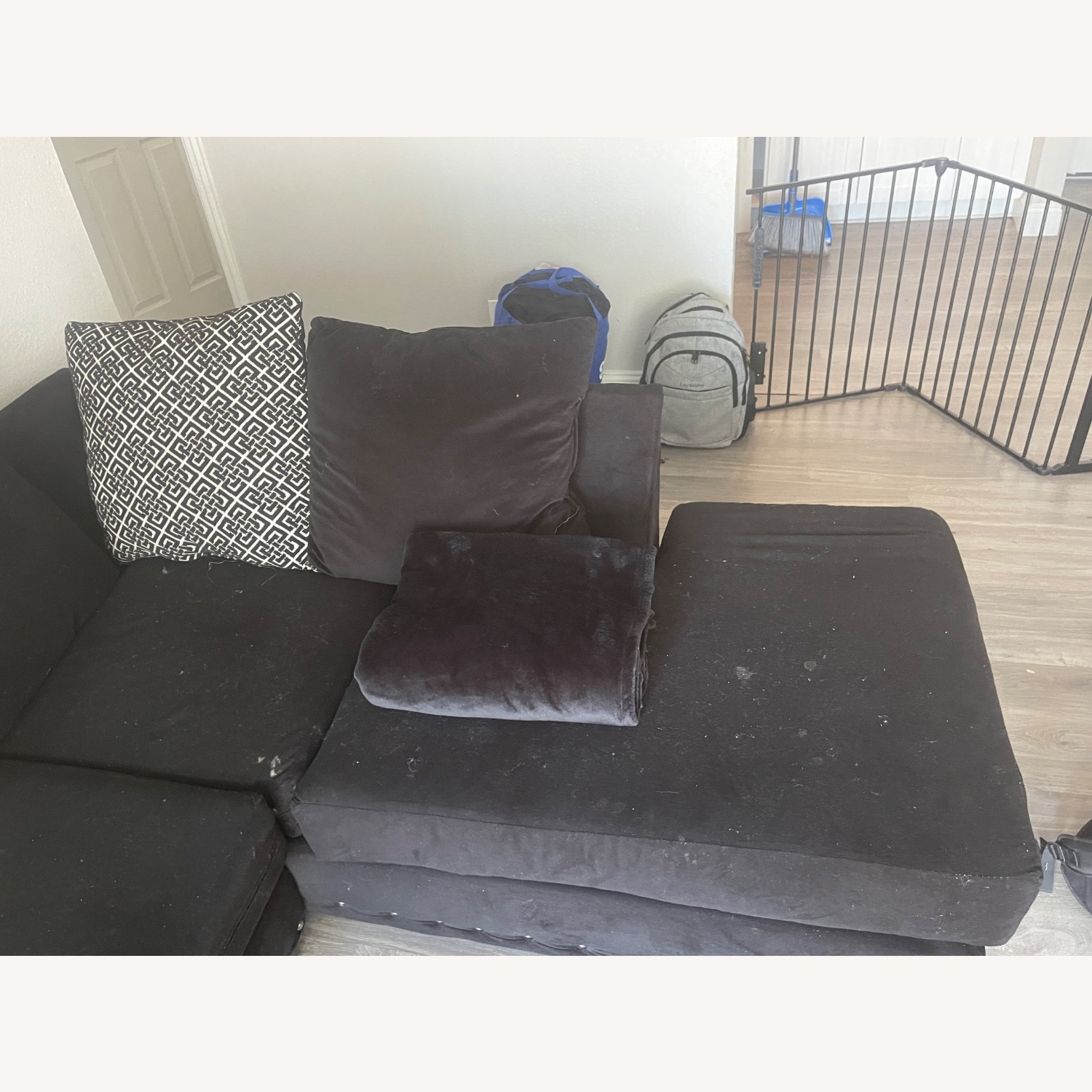 2 Pc Sectional - image-1