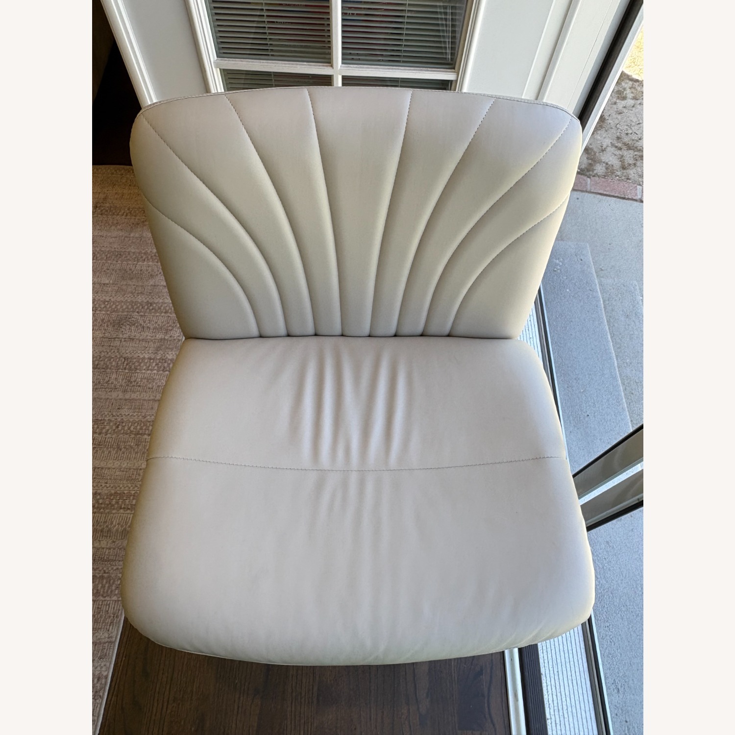 Amazon Marsail Armless - image-1