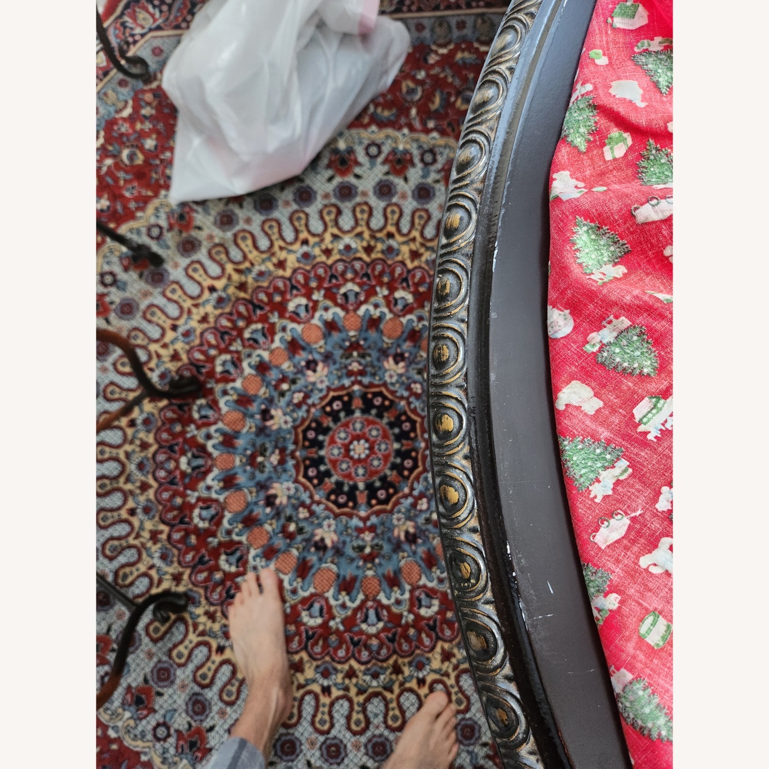 Small Round Breakfast Table with 4 Chairs  - image-3