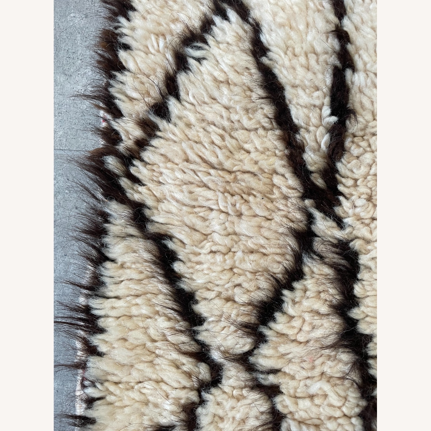 Vintage Moroccan Soft Wool Rug - image-5