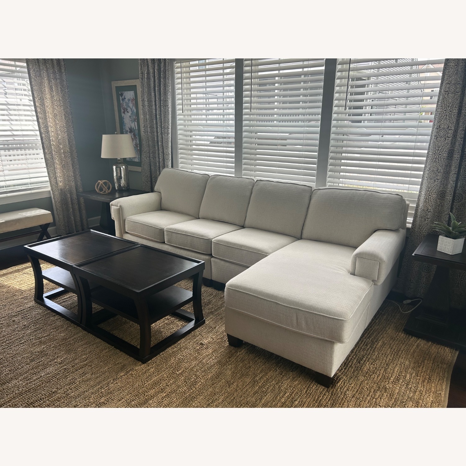 Luxury White Sofa - image-3