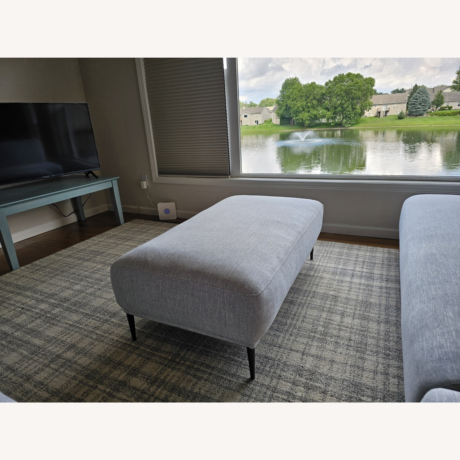 Article Divan Sectional + Abisko 45.5" Ottoman - image-6