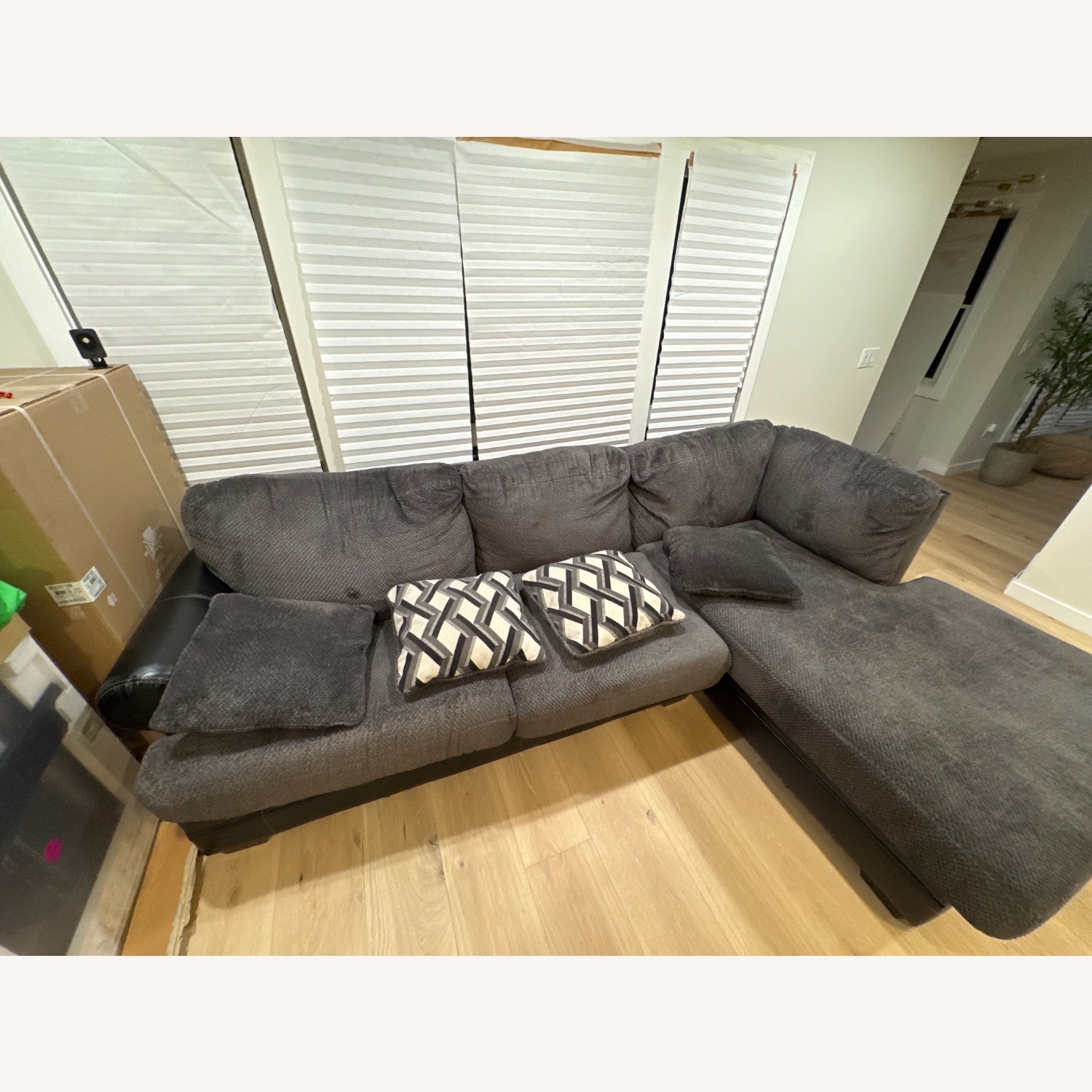 Ashley Furniture Black Sofa - image-4