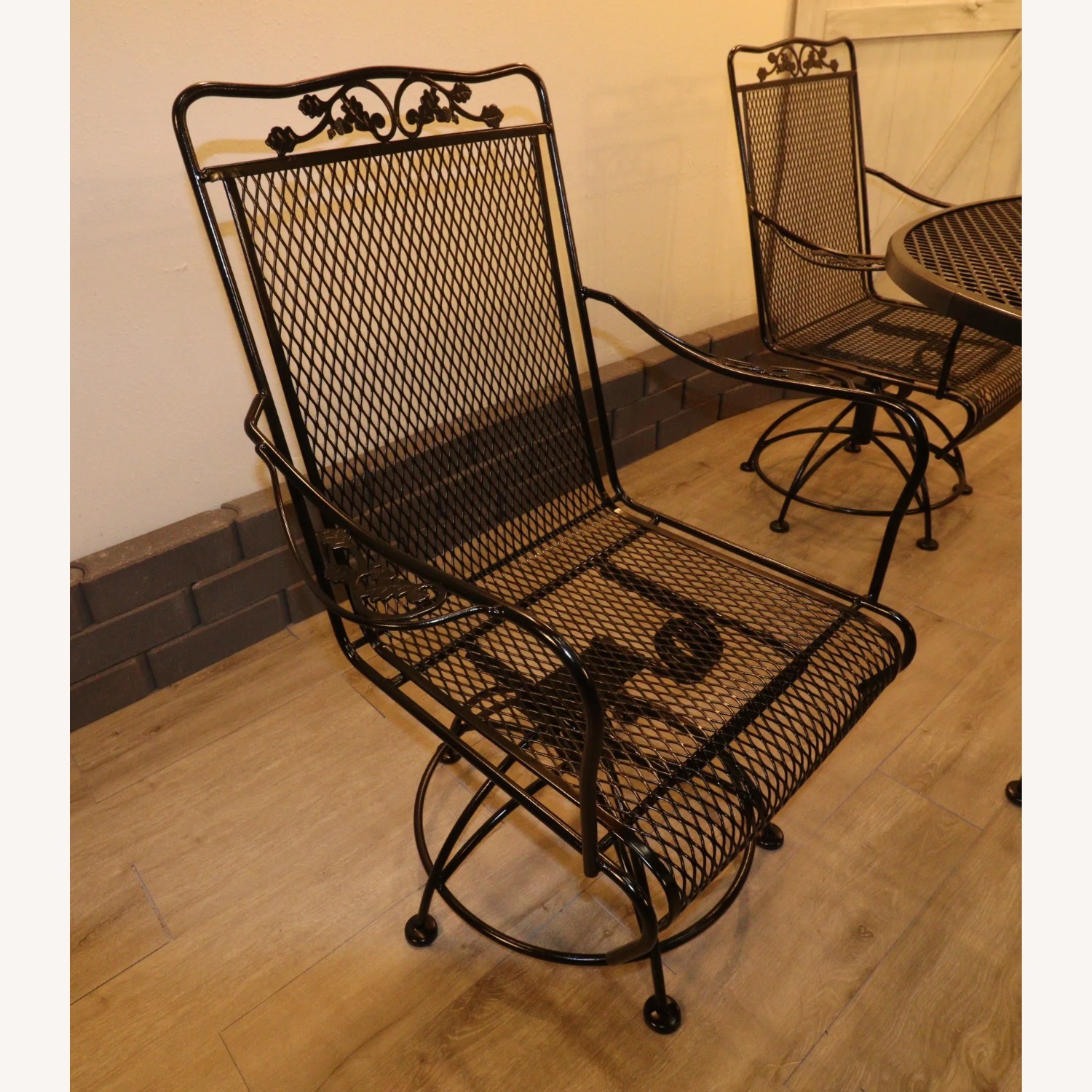 Meadow Craft "Dogwood" iron Family Patio Set - image-4