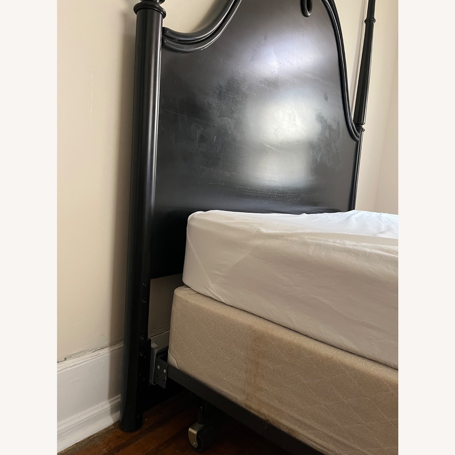 Cannonball Post Queen Headboard  - image-4