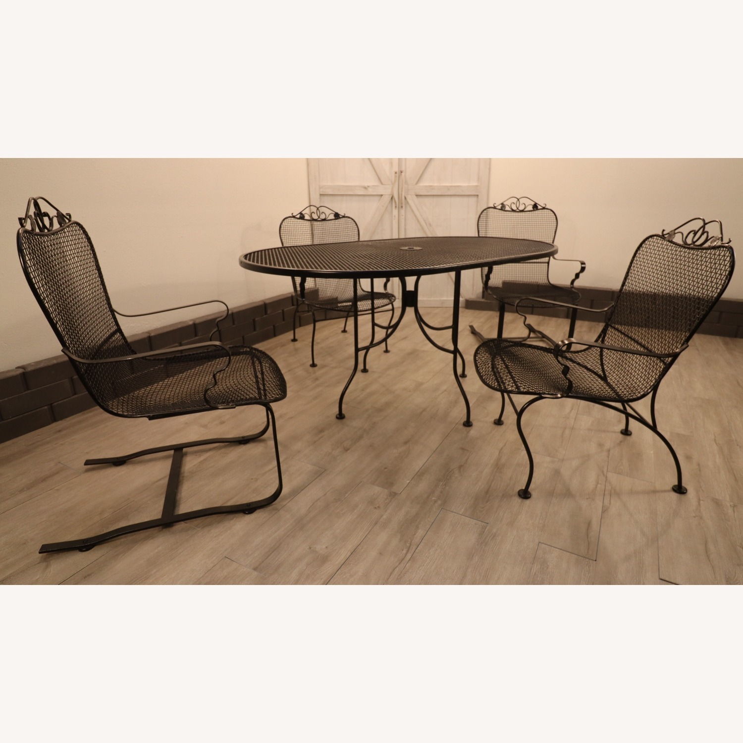 Russell Woodard Wrought Iron Sculptura Patio Set - image-10