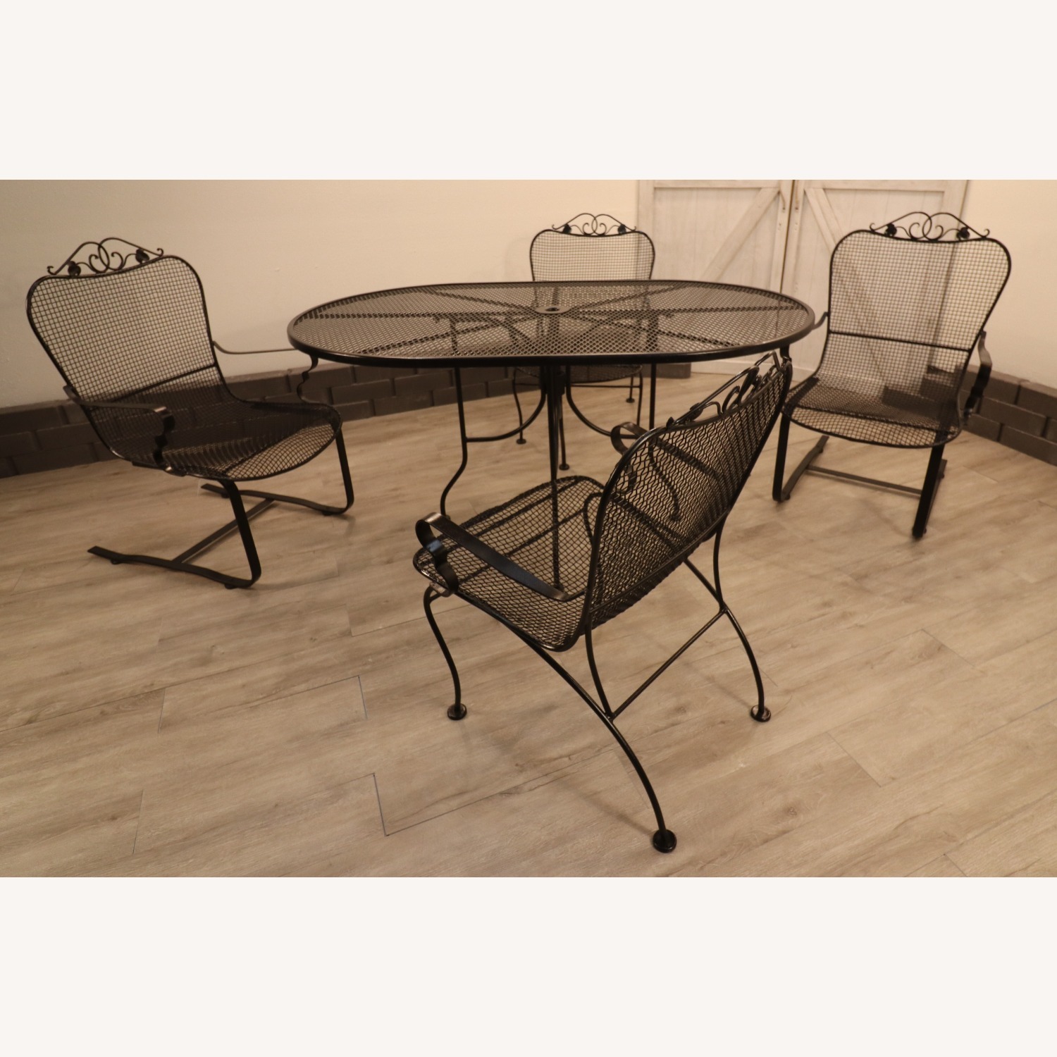 Russell Woodard Wrought Iron Sculptura Patio Set - image-11