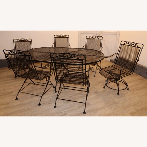 Used Meadow Craft Acorn and Oak Leaf Family Patio Set for sale on AptDeco