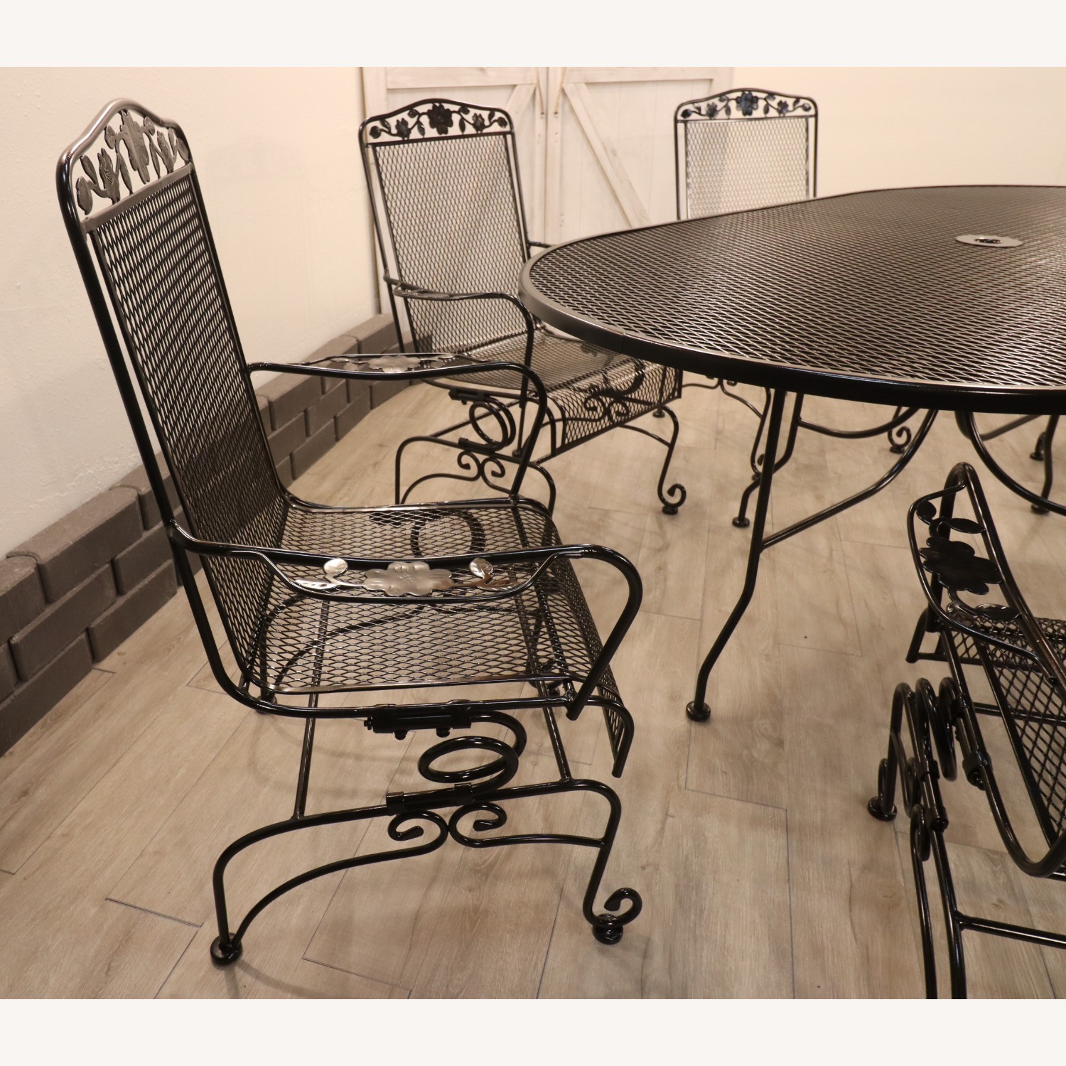 Rare Vintage Scroll FootedFamily Patio Set - image-7