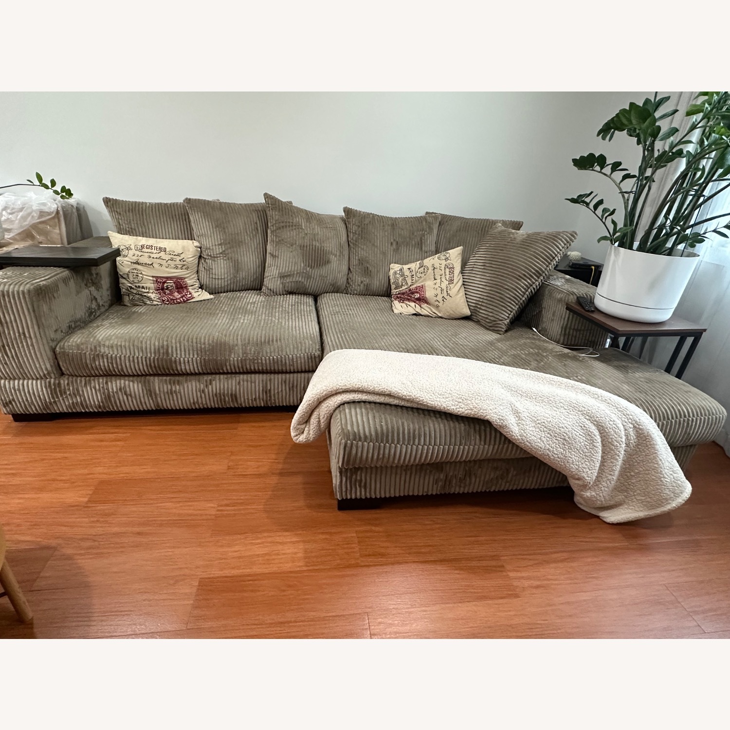 Luxe 108" Corduroy Sectional - image-3