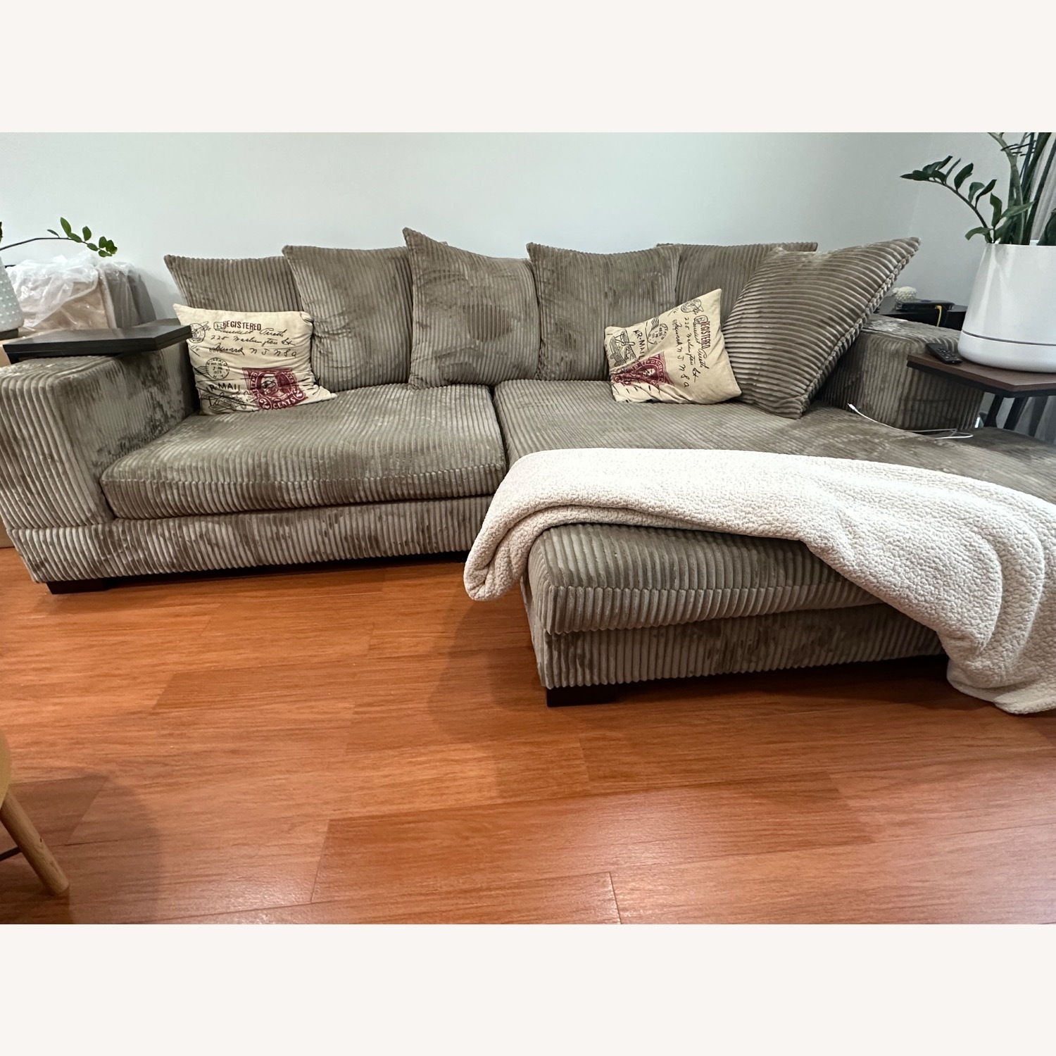 Luxe 108" Corduroy Sectional - image-5