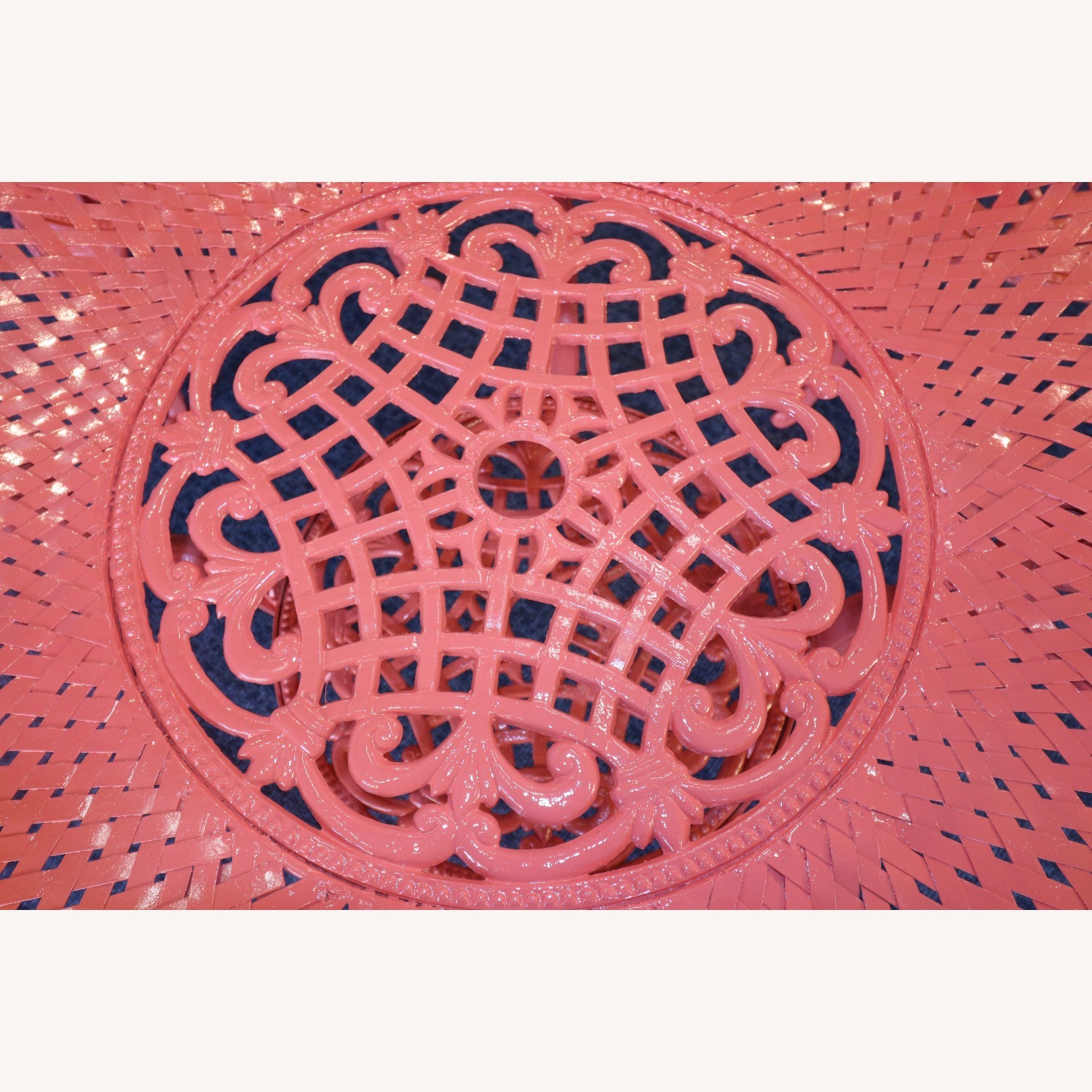 1950s Flamingo-Themed Wrought Iron Patio Set - image-5