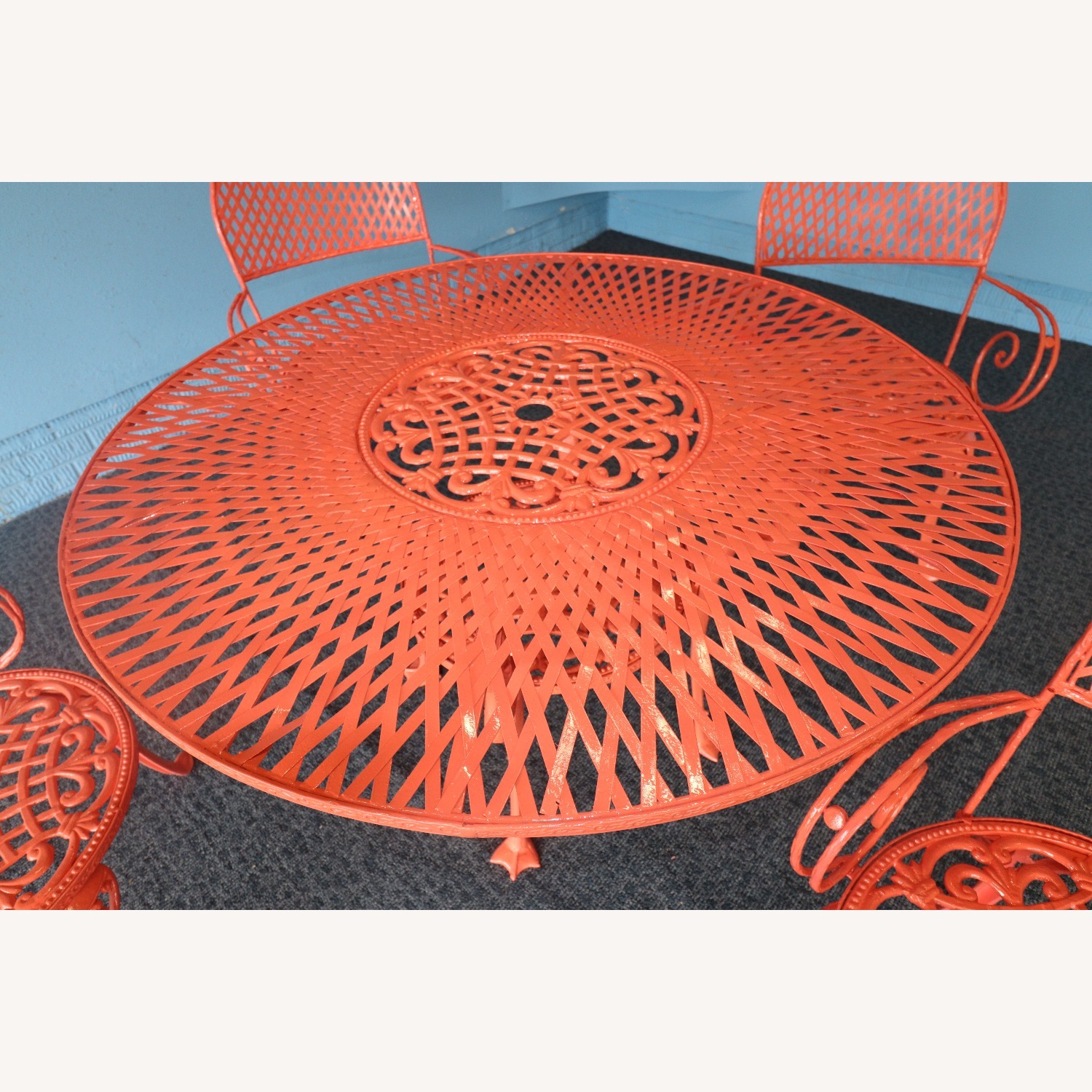 1950s Flamingo-Themed Wrought Iron Patio Set - image-8