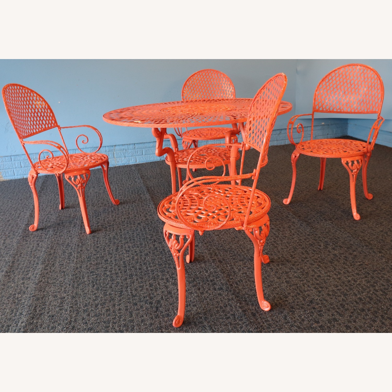 1950s Flamingo-Themed Wrought Iron Patio Set - image-4
