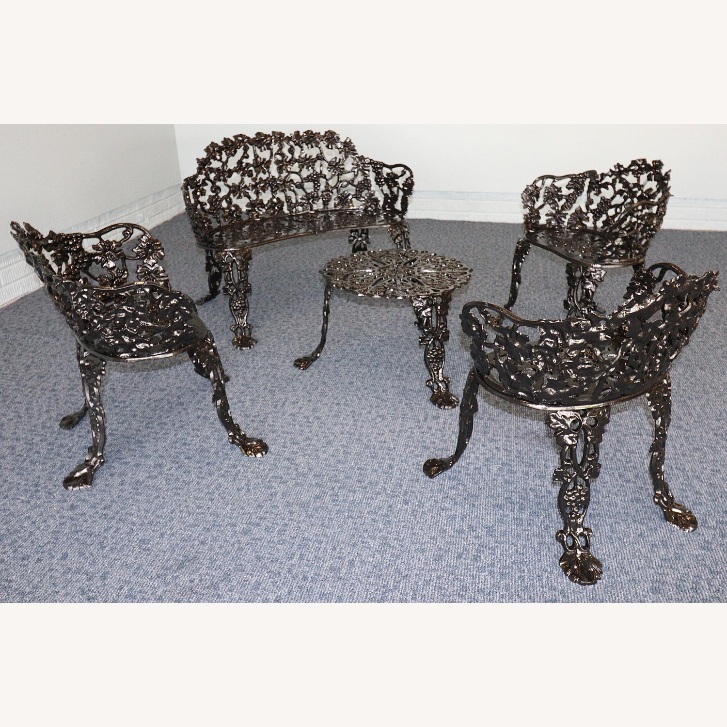 Cast Iron Grapevine Garden Set-Complete - image-1