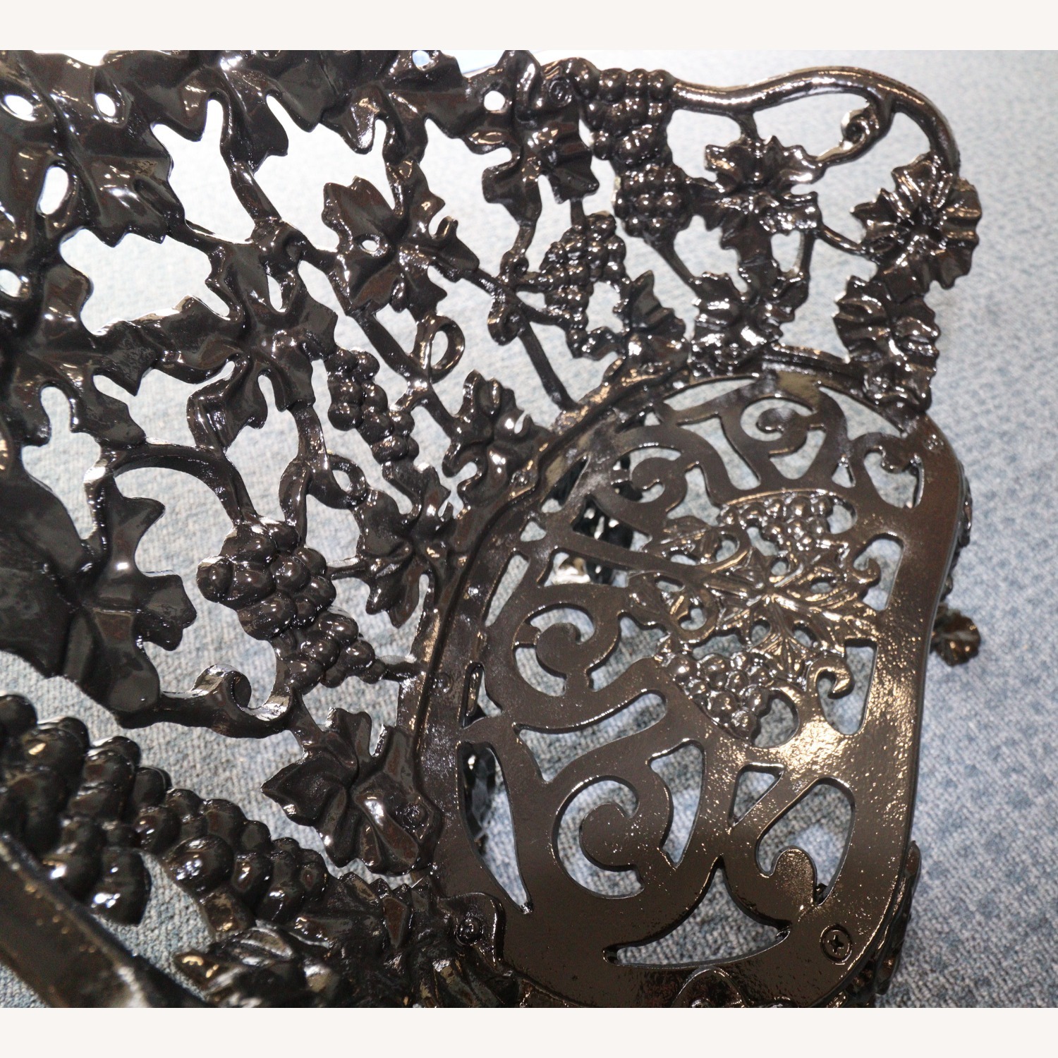 Cast Iron Grapevine Garden Set-Complete - image-5