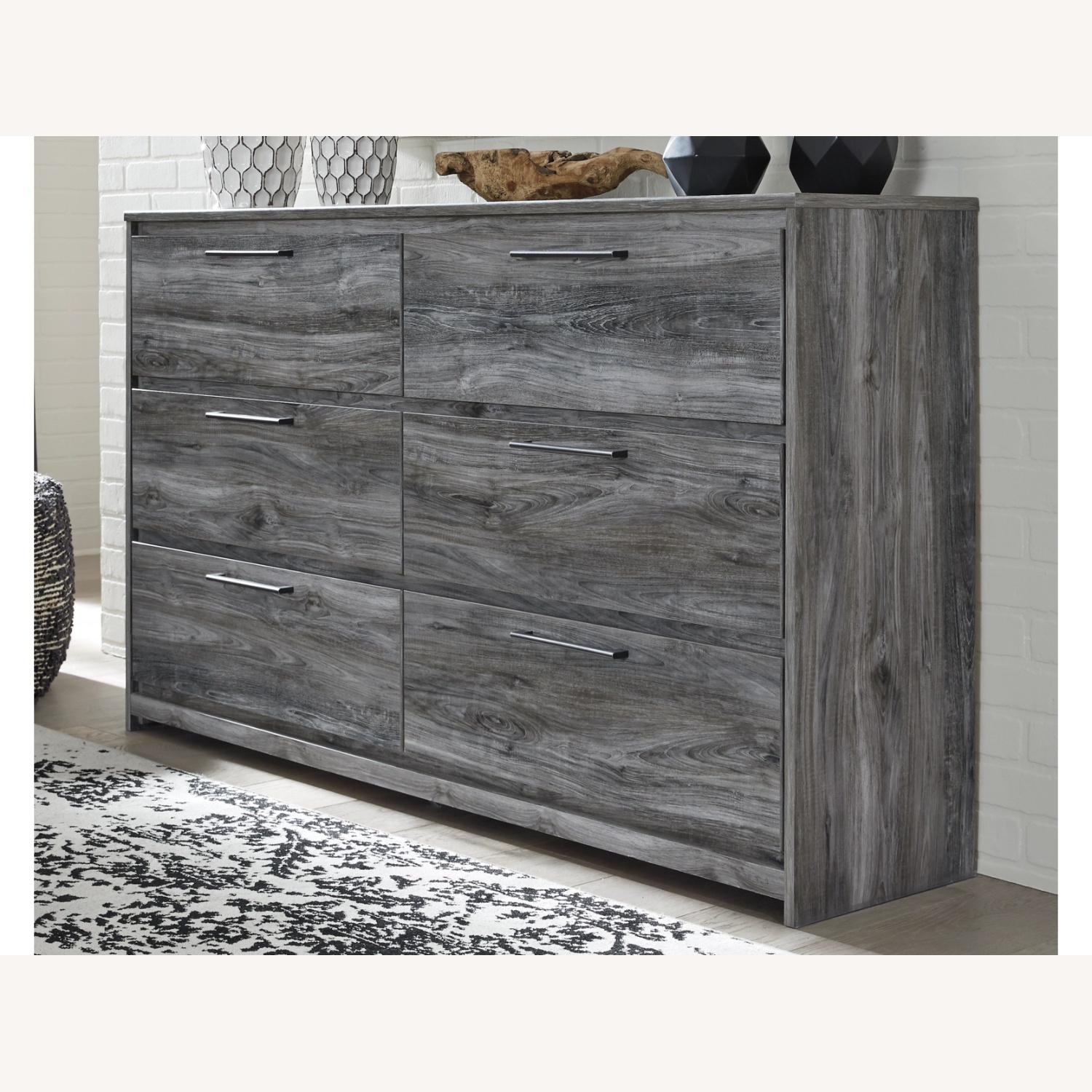 Dresser 7 to 8 months old - image-6