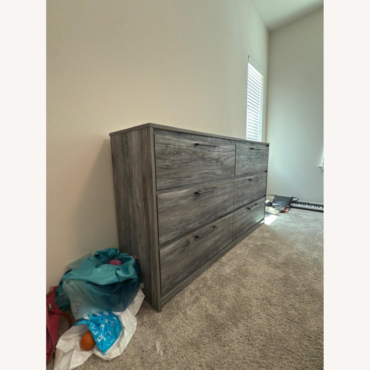 Dresser 7 to 8 months old - image-2