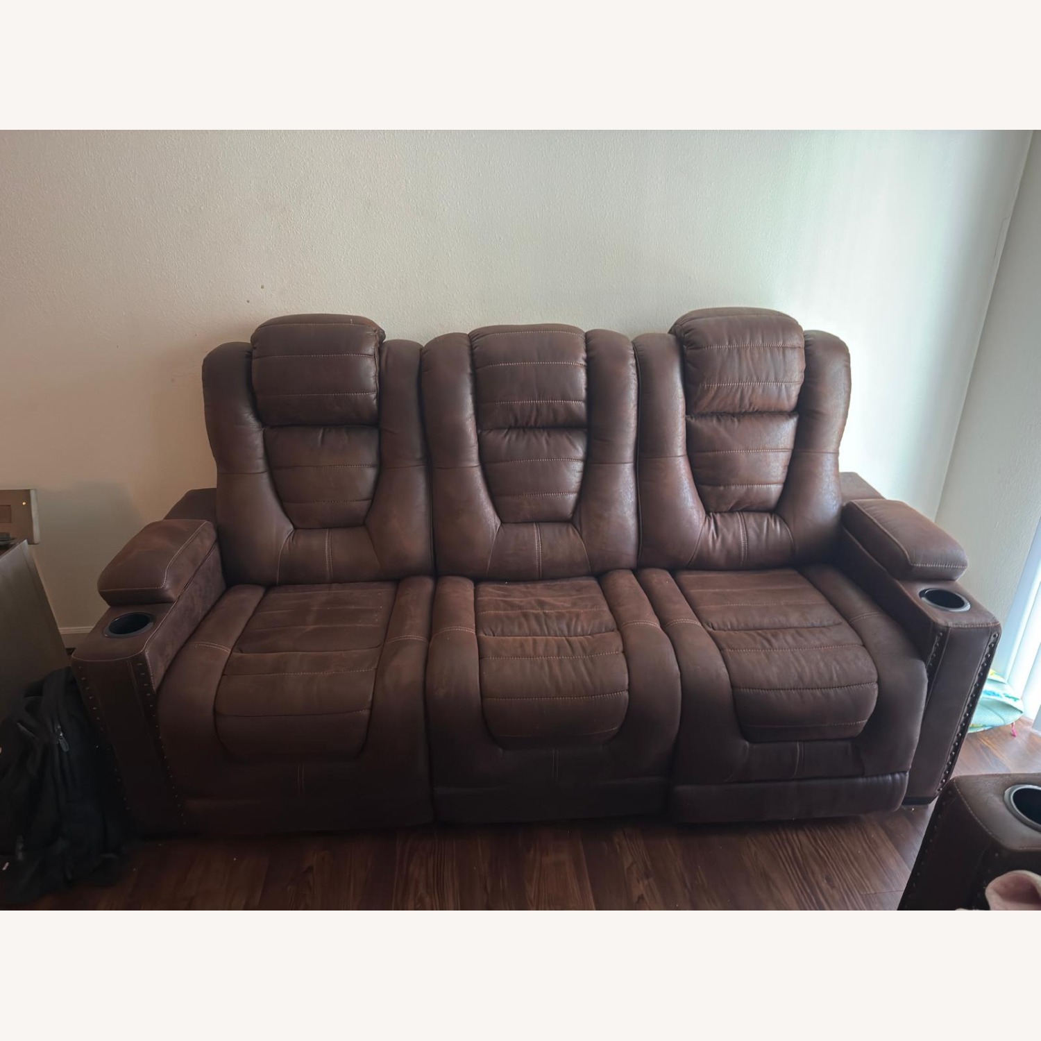 3 Seater Recliner w/storage and charging outlets - image-2