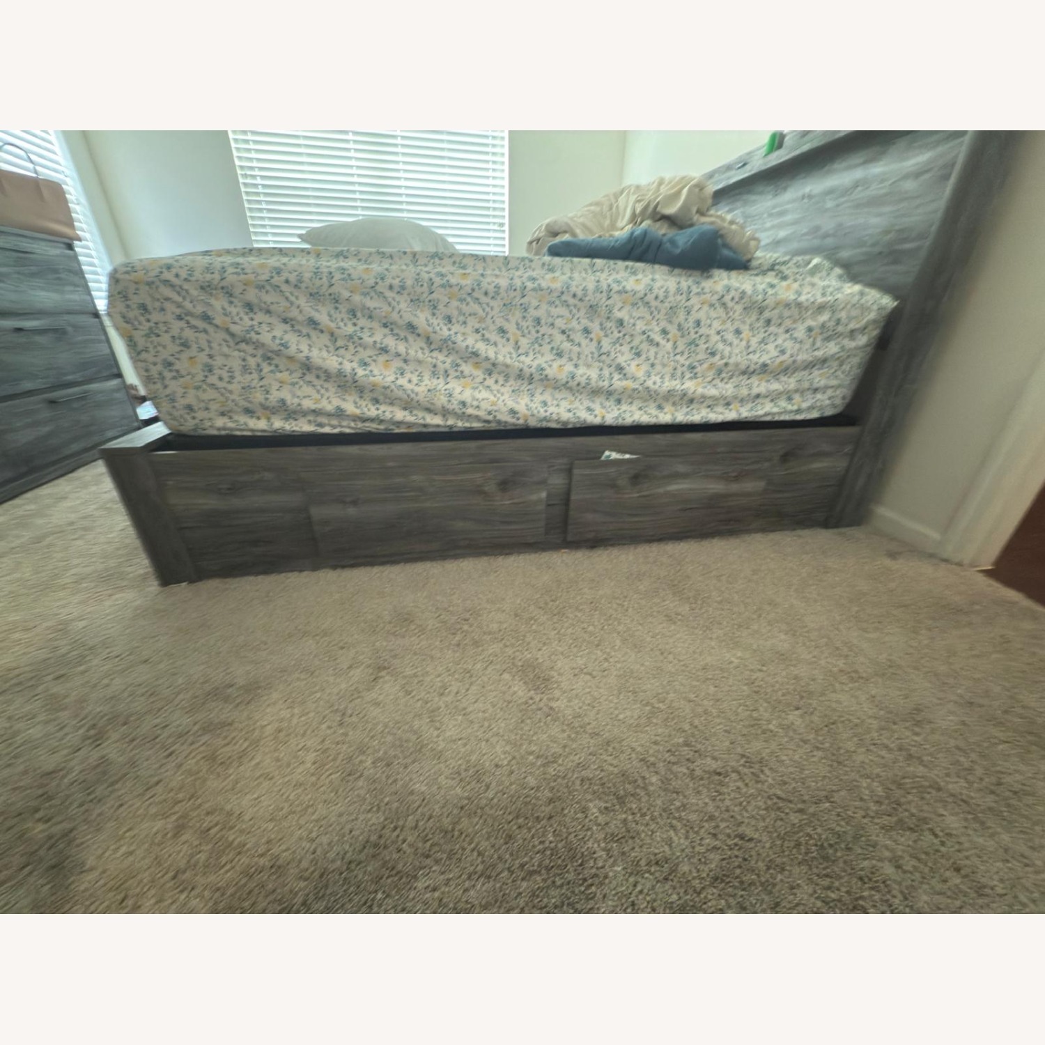 King Sized Bed - image-2