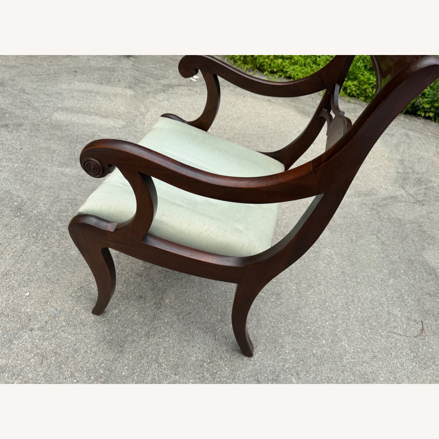 Antique/Vintage Mahogany Dining Suite - image-3