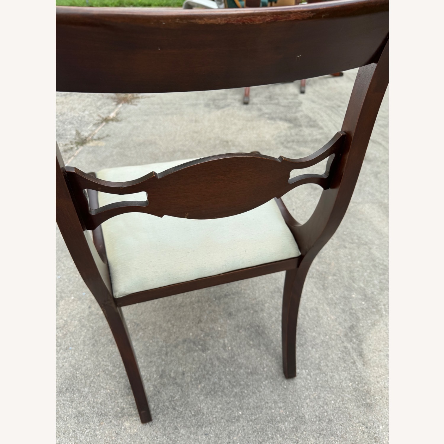 Antique/Vintage Mahogany Dining Suite - image-5