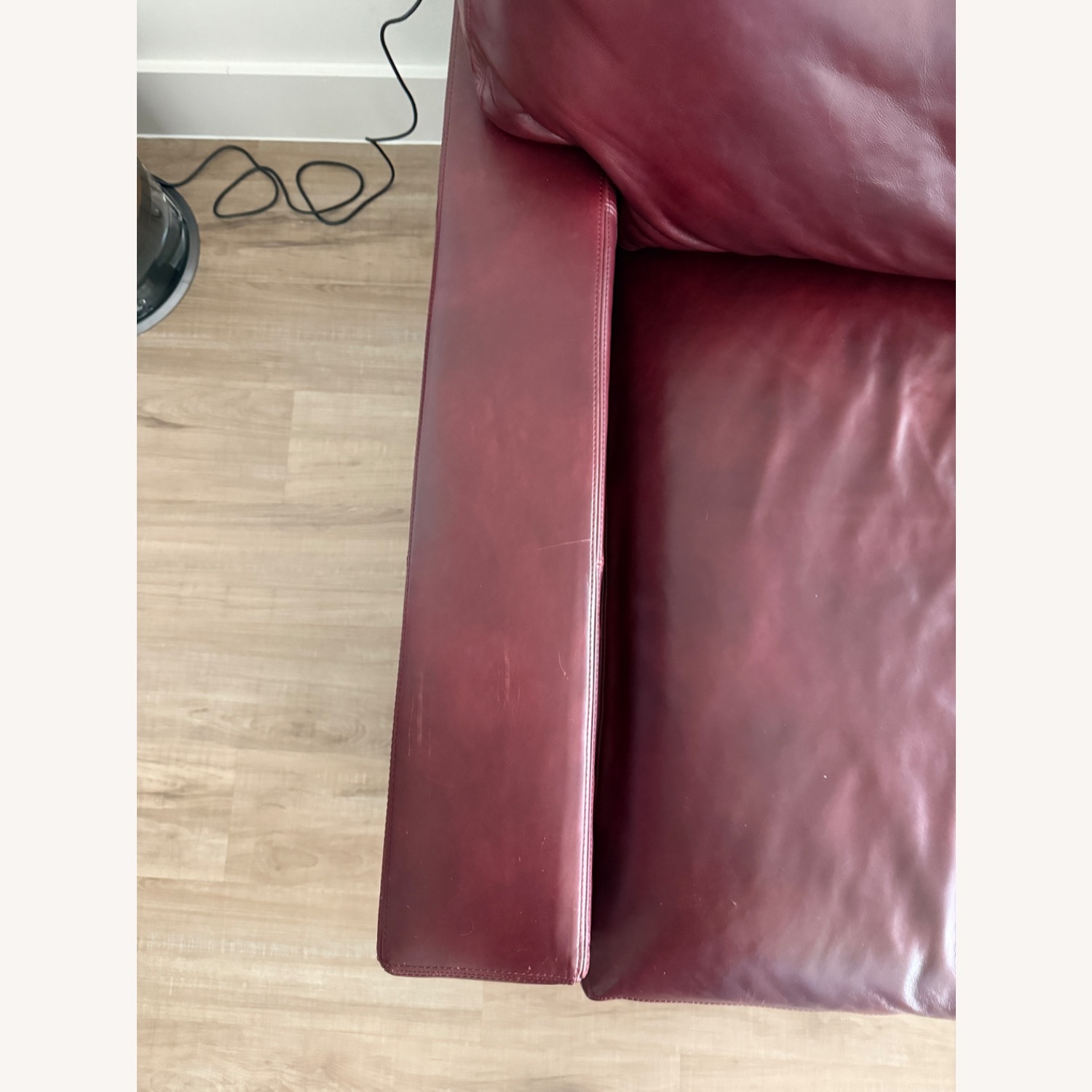 Pottery Barn Turner Leather Couch - image-4