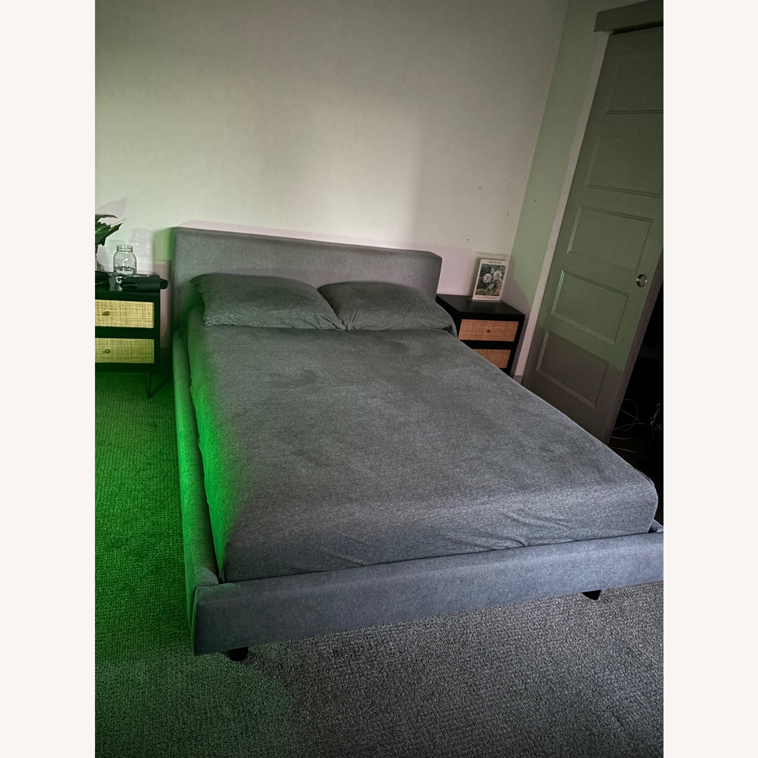 EQ3 Platform Bed Frame Full - image-5