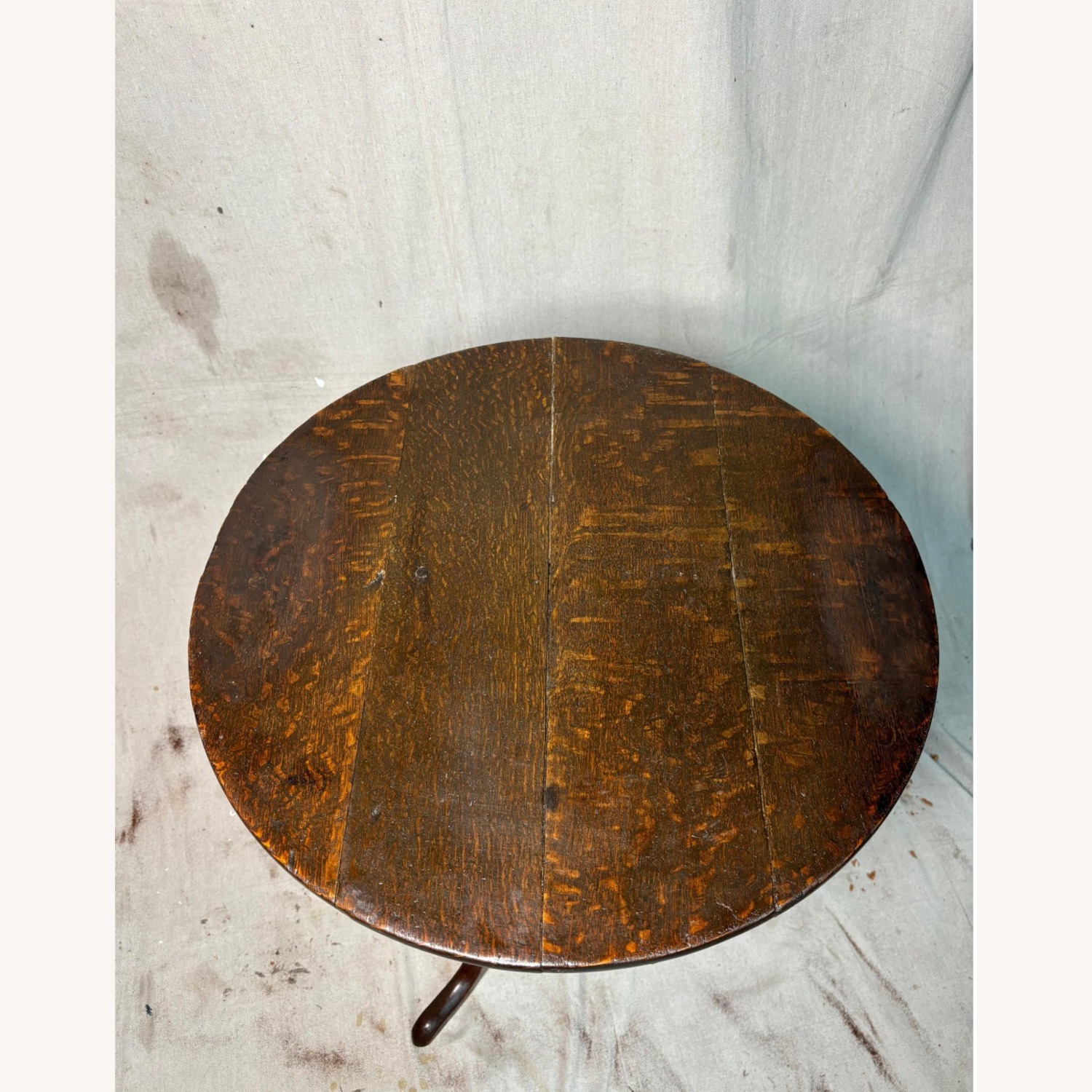 18th Century English Oak Round Tripod Table - image-2
