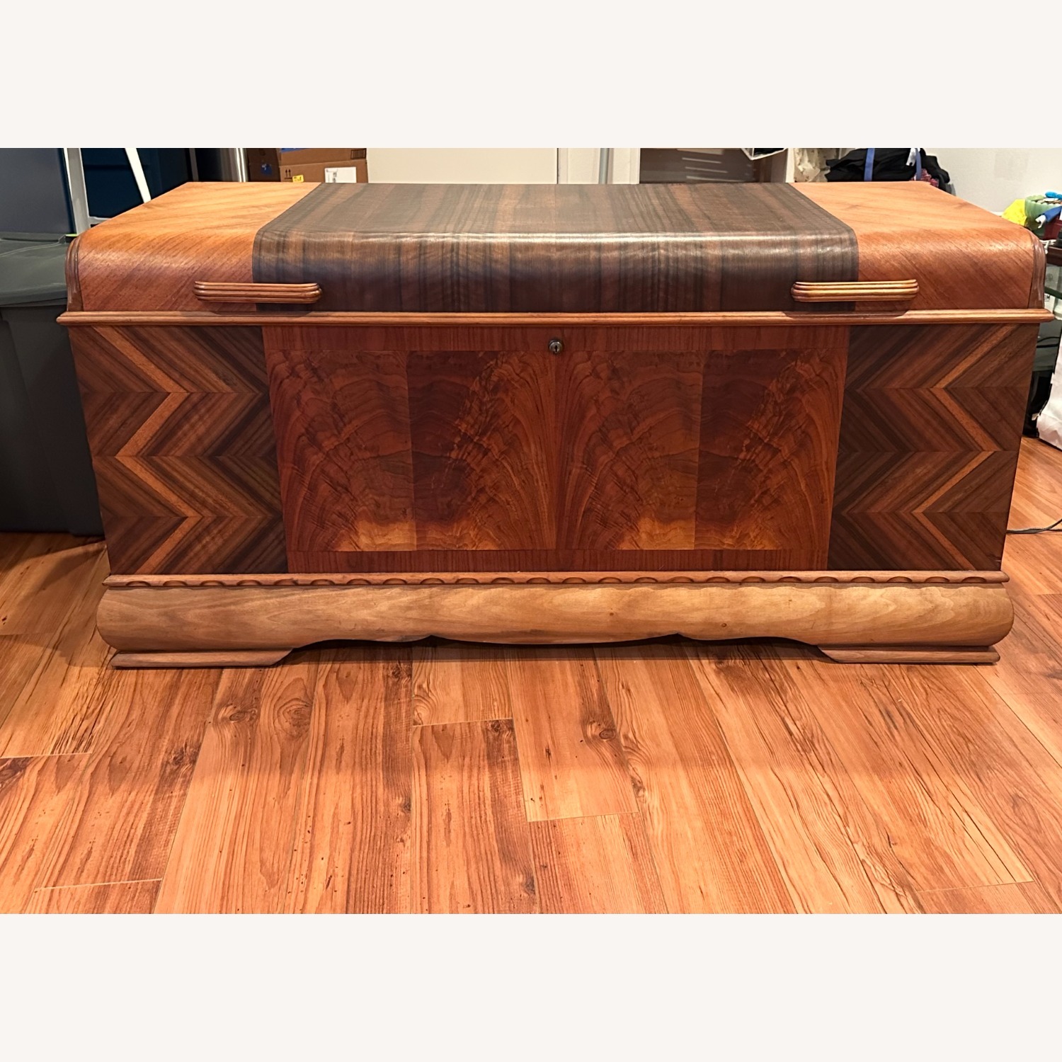 Vintage 1940 Lane Vista Cedar Chest - image-10