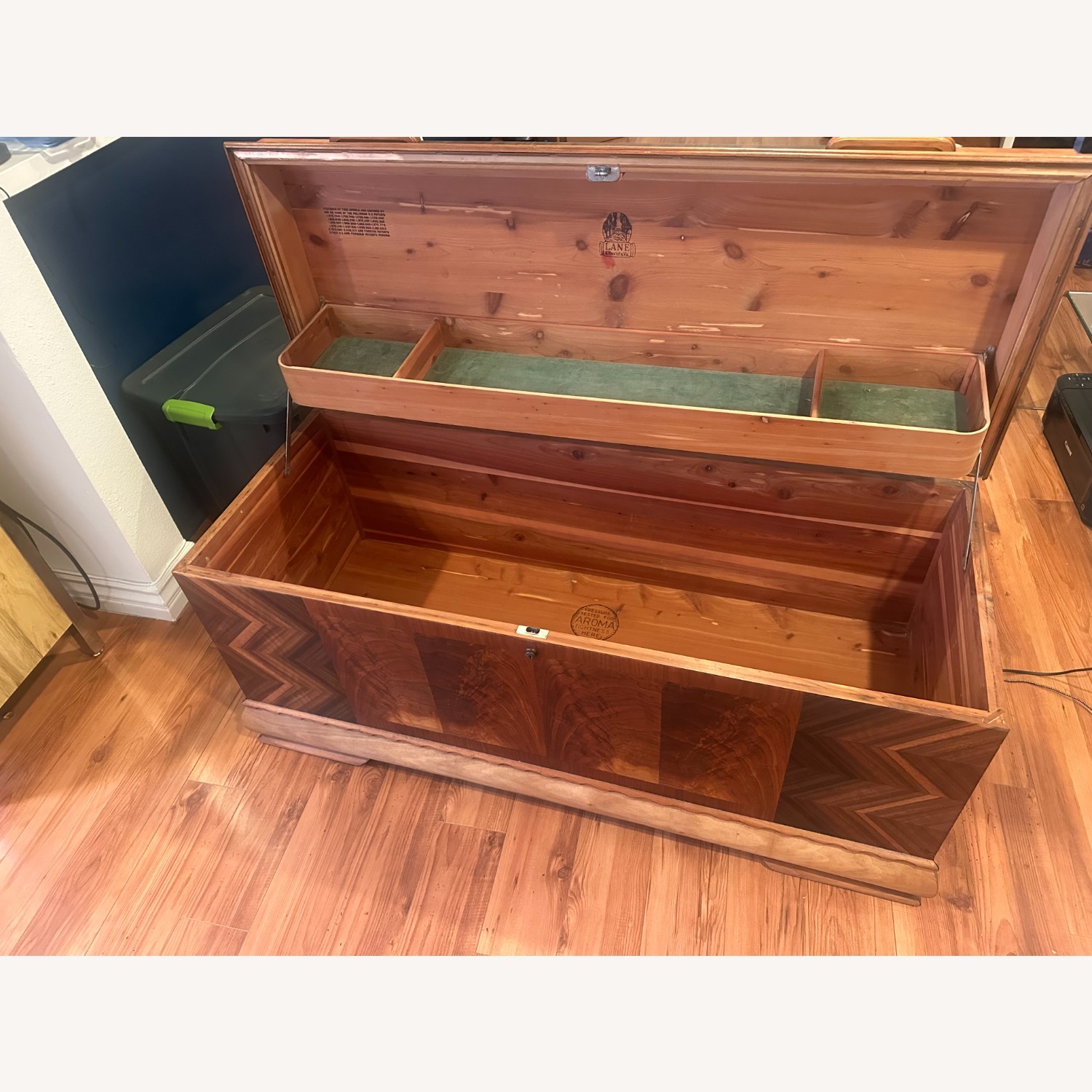 Vintage 1940 Lane Vista Cedar Chest - image-6