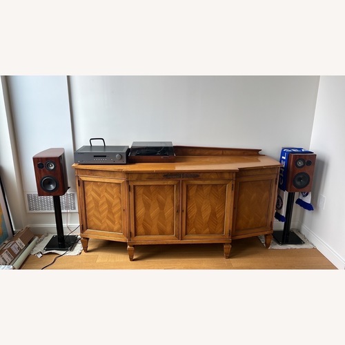 Used Vintage Wooden Credenza – Elegant Chevron Venee for sale on AptDeco