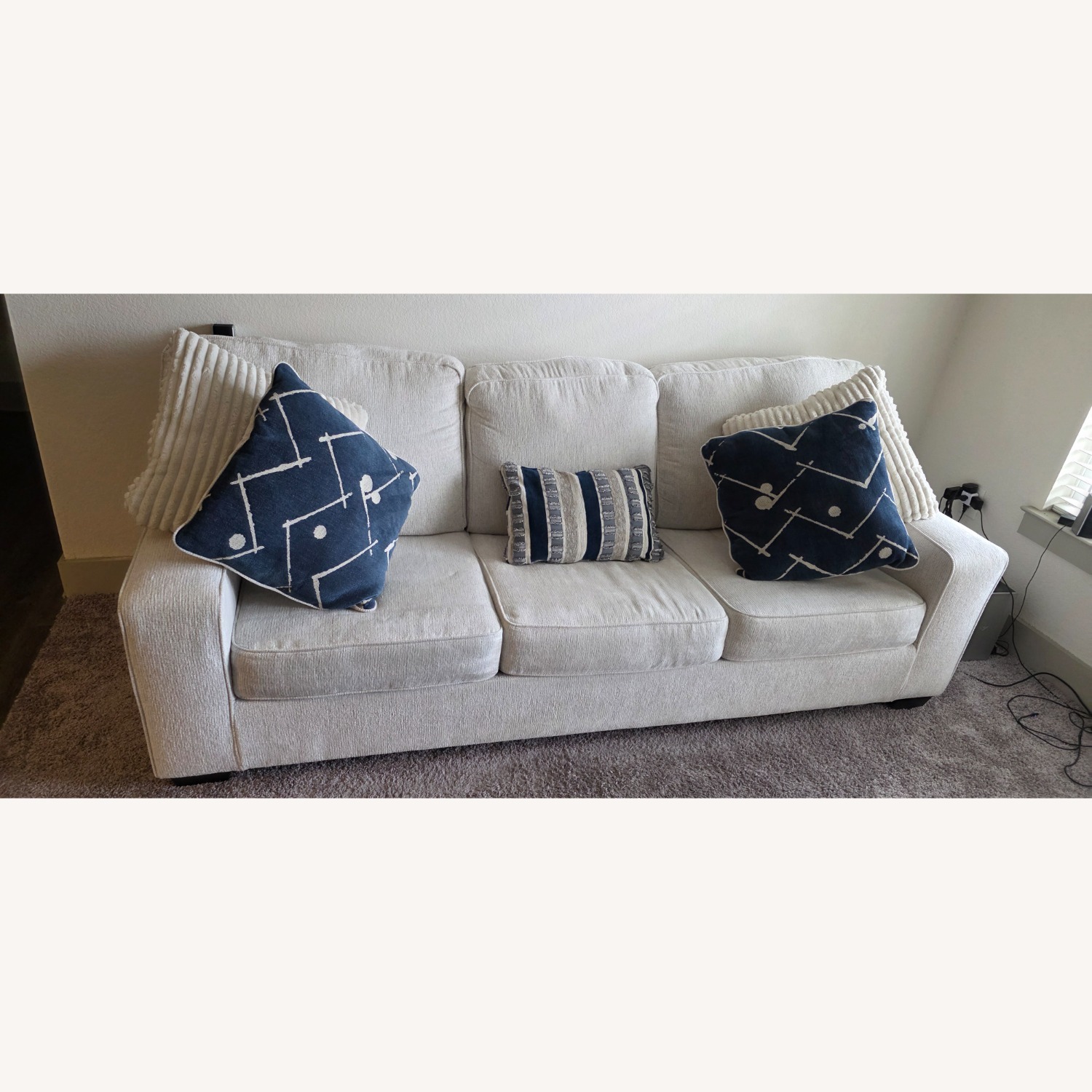 Ashley Padova Sleeper sofa - image-3