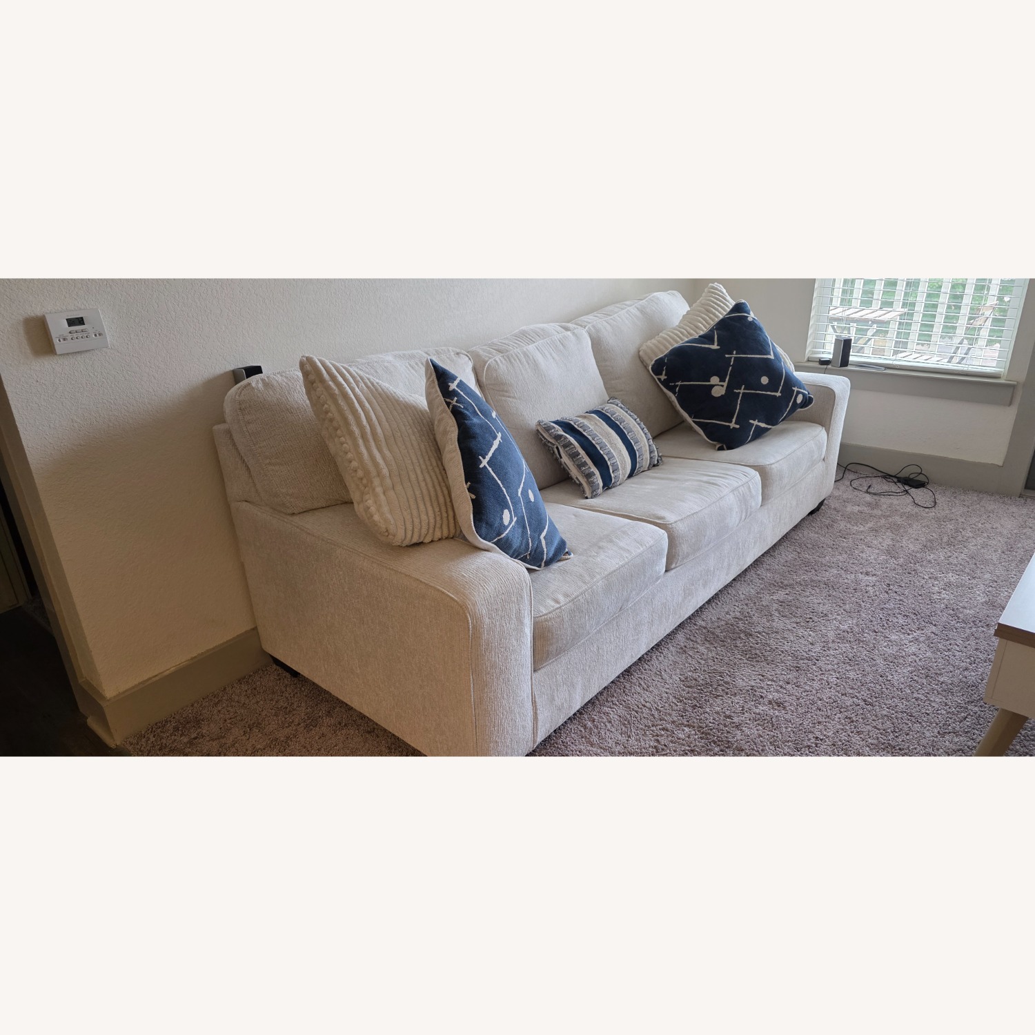 Ashley Padova Sleeper sofa - image-4