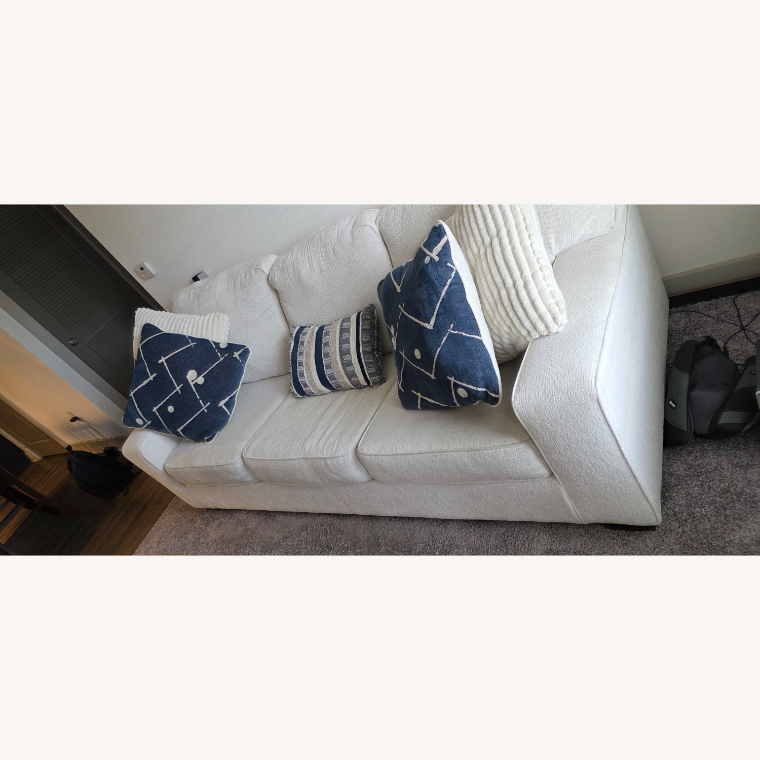 Ashley Padova Sleeper sofa - image-2