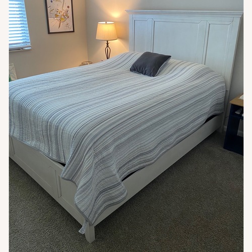 Used Value City Sealy Posturepedic Queen Size Bed for sale on AptDeco
