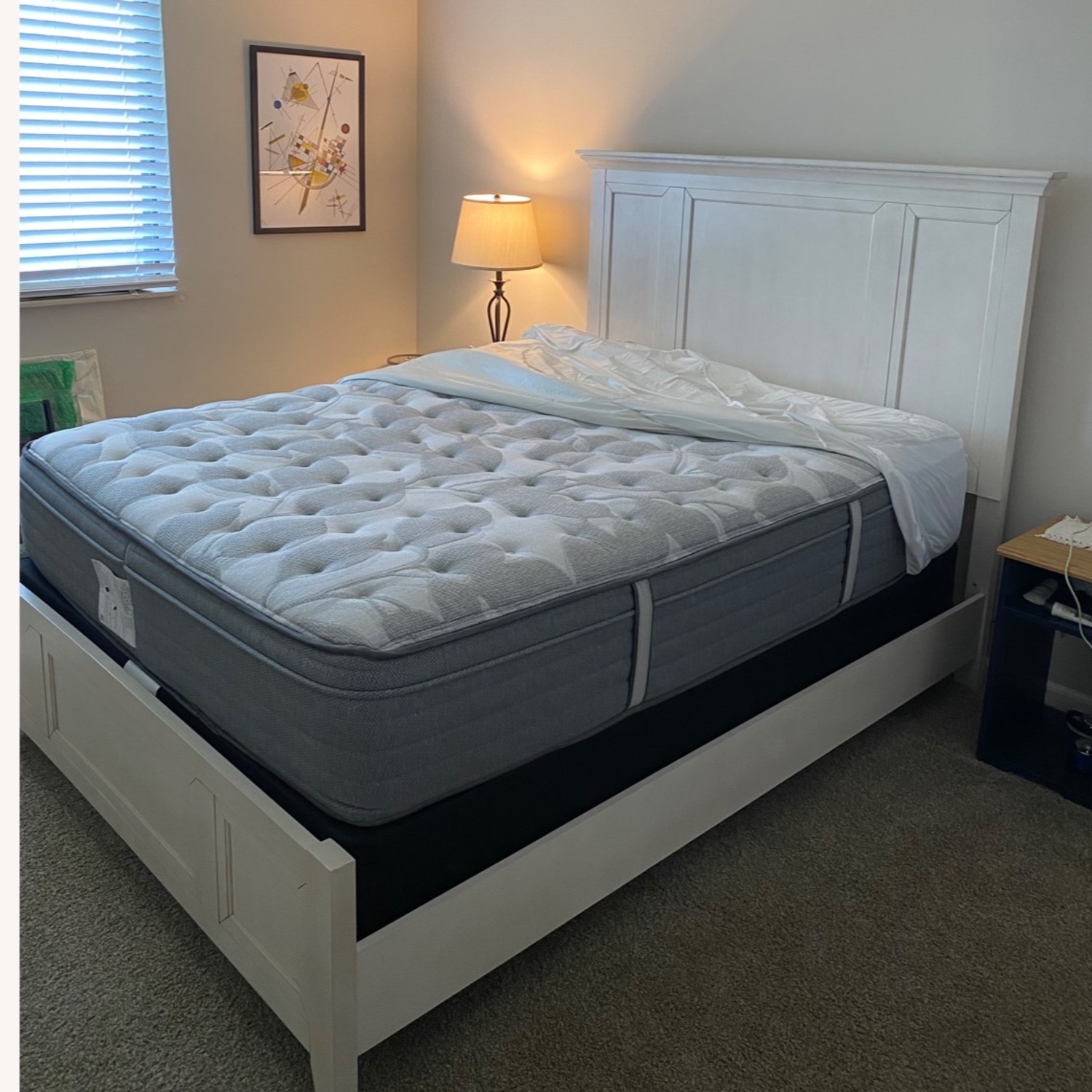 Value City Sealy Posturepedic Queen Size Bed - image-3