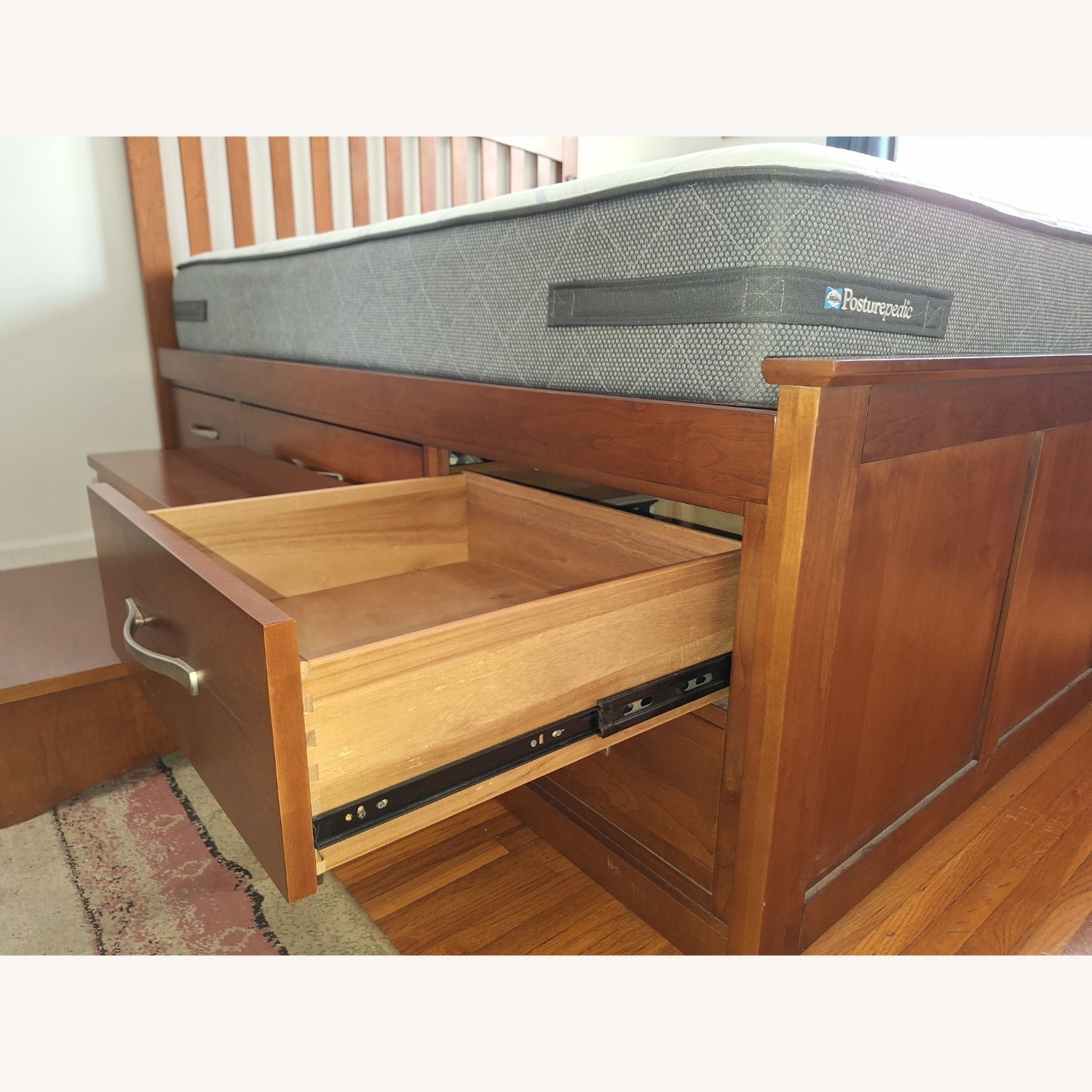 Raymour & Flanigan Everitt Queen Storage Platform Bed with Everitt Step Stool - image-4