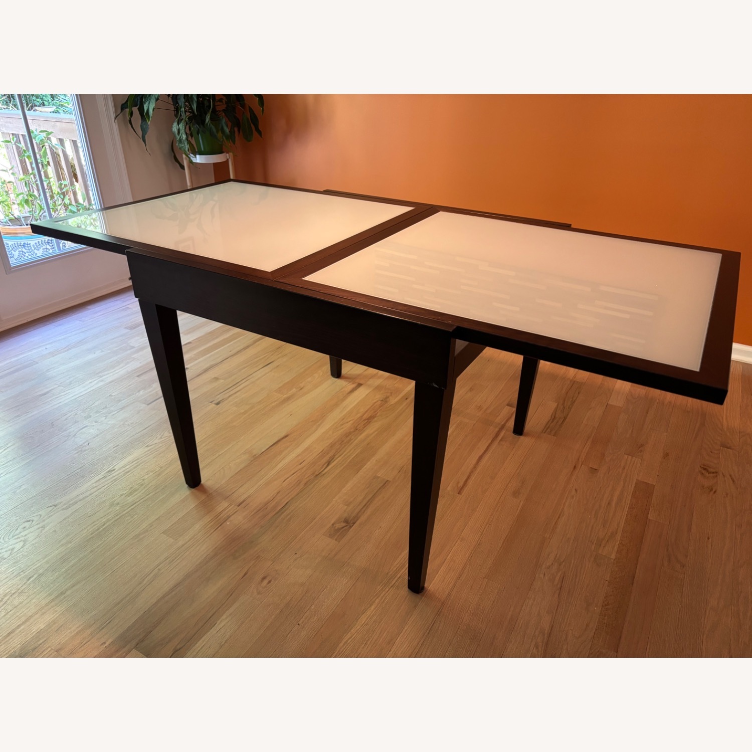 DWR Dining Set W Expandable Table - image-9